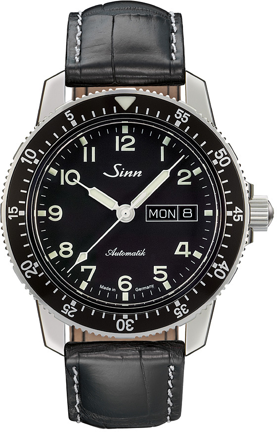 Sinn 104 St Sa A with black leather strap