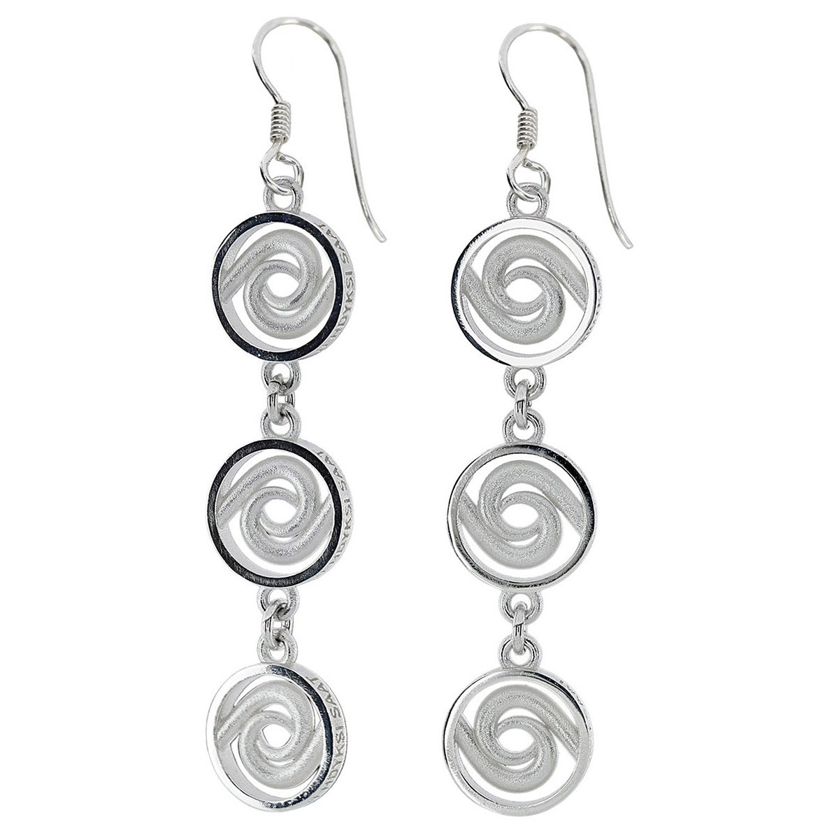 Lupaus hopea korvakorut koukulla