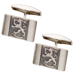 Saurum Suomileijona kalvosinnapit 4628