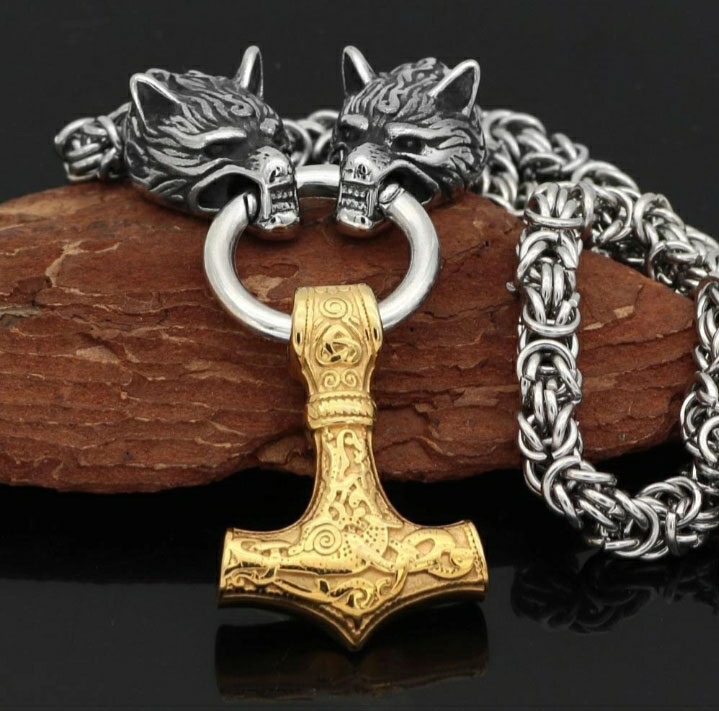 Varia Design Valhalla kaulakoru kulta