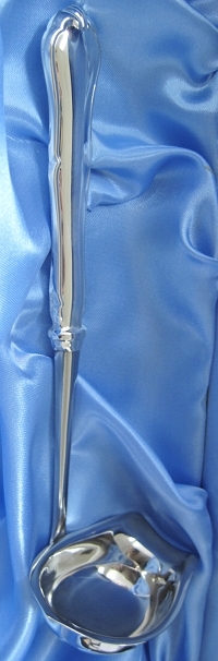 Chippendale hopeinen kastikekauha