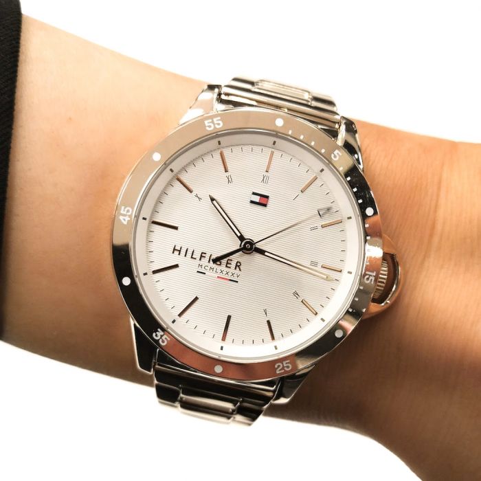 tommy hilfiger ladies diver