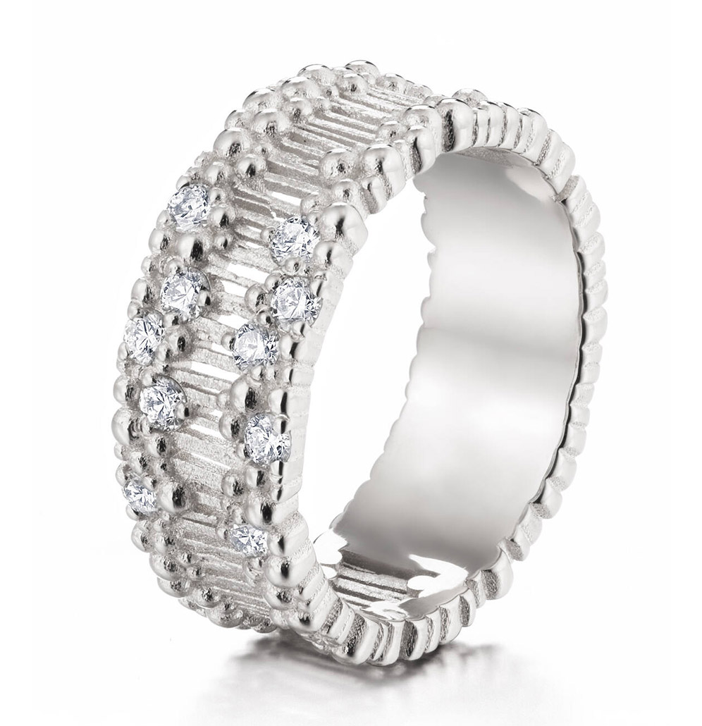 Lumoava Tiara timanttisormus valkokulta L82241490000