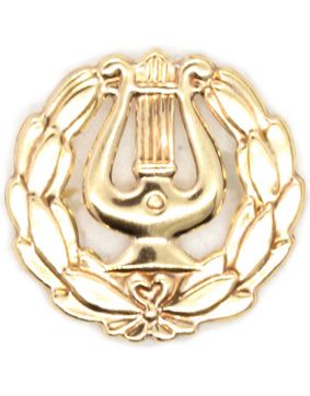 Ylioppilaslyyra saranalukolla 14 karaatin kultaa