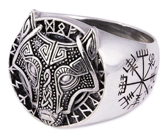 Northern Viking Jewelry Guardian Wolf sormus NVJ-H-SO022