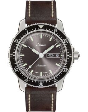 Sinn 104 St Sa I A with brown leather strap