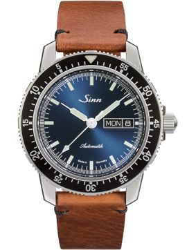 Sinn 104 St Sa I B with brown vintage leather strap