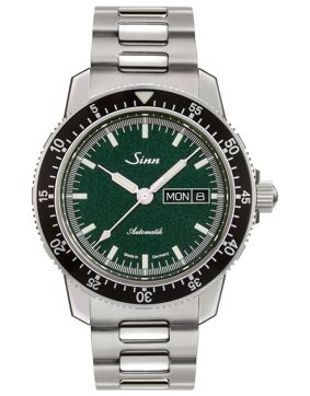 Sinn 104 St Sa I MG with H-link bracelet
