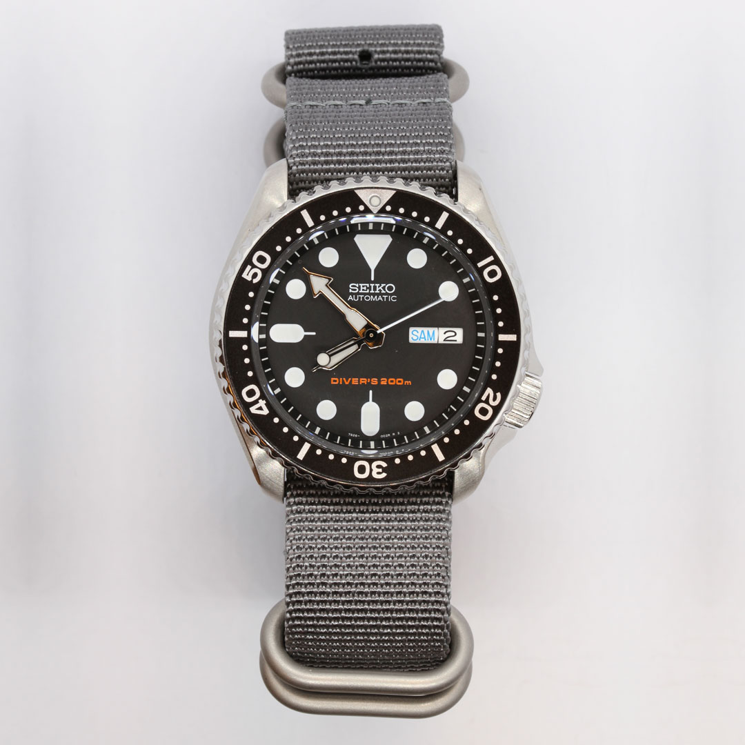 seiko skx007k2 automatic